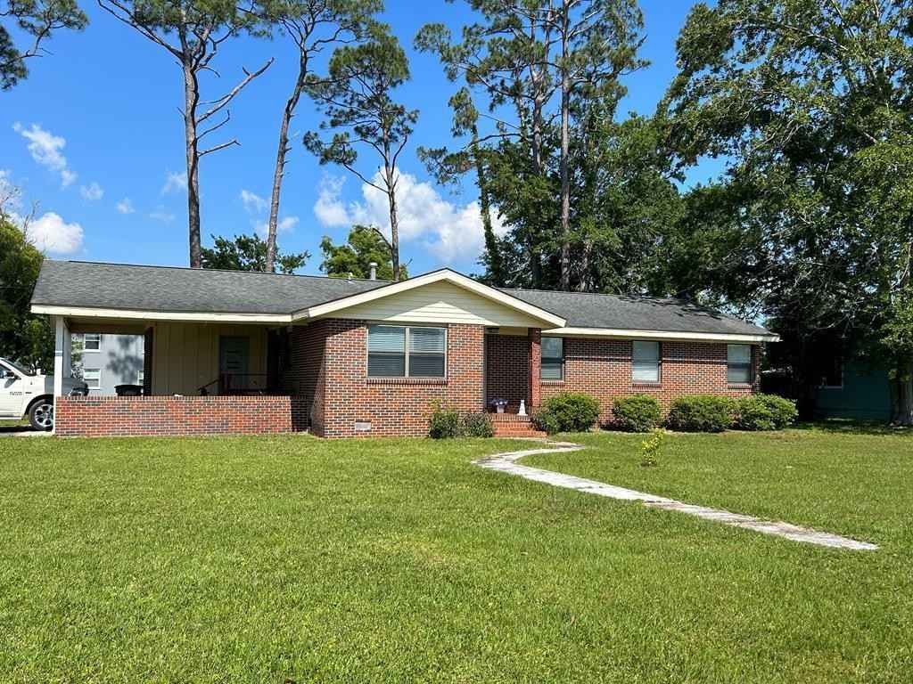 1401 Palm Blvd  