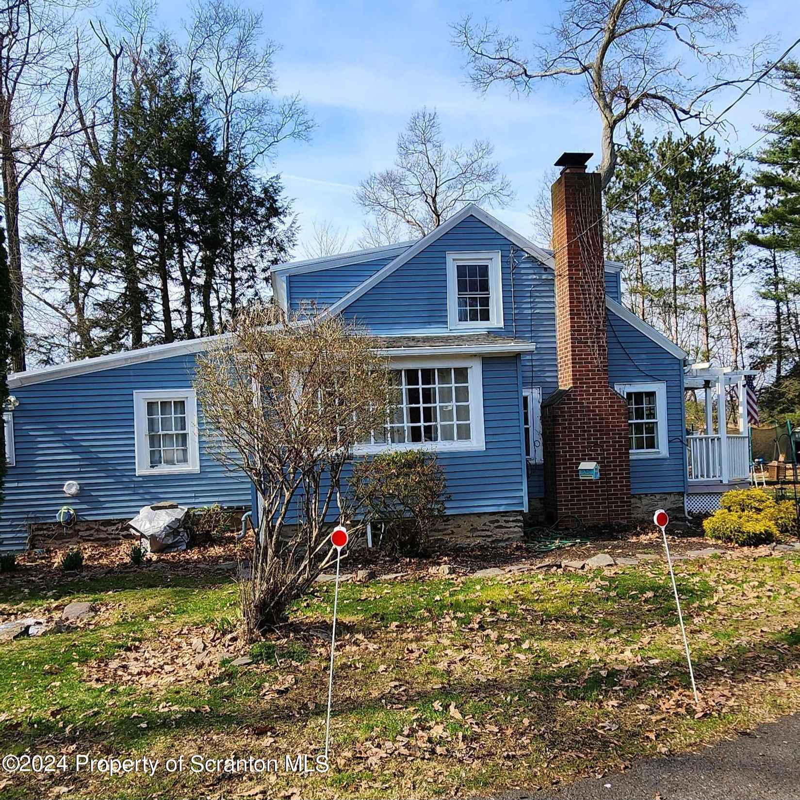241 Machell Ave  