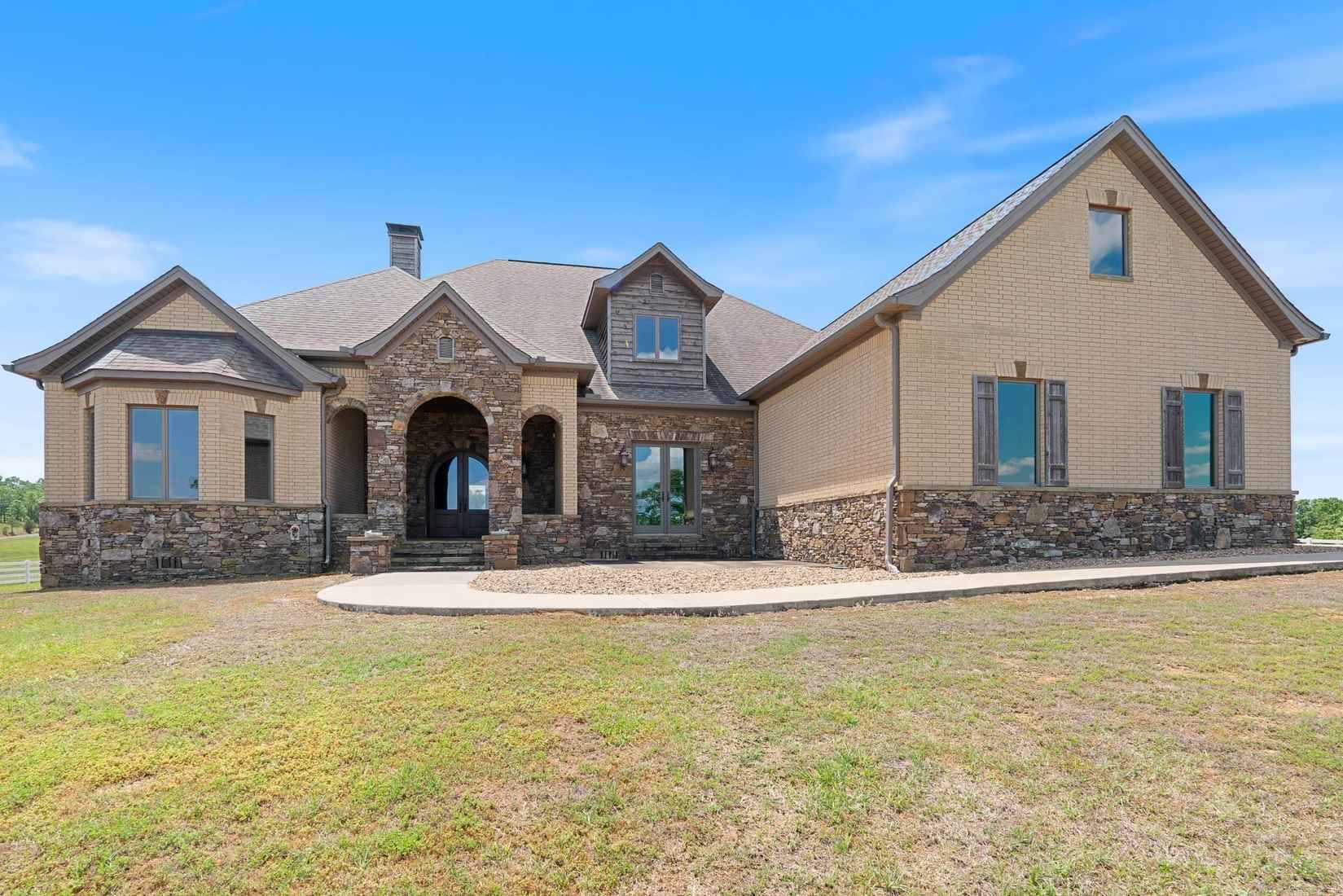 65 Case Watson Dr  
