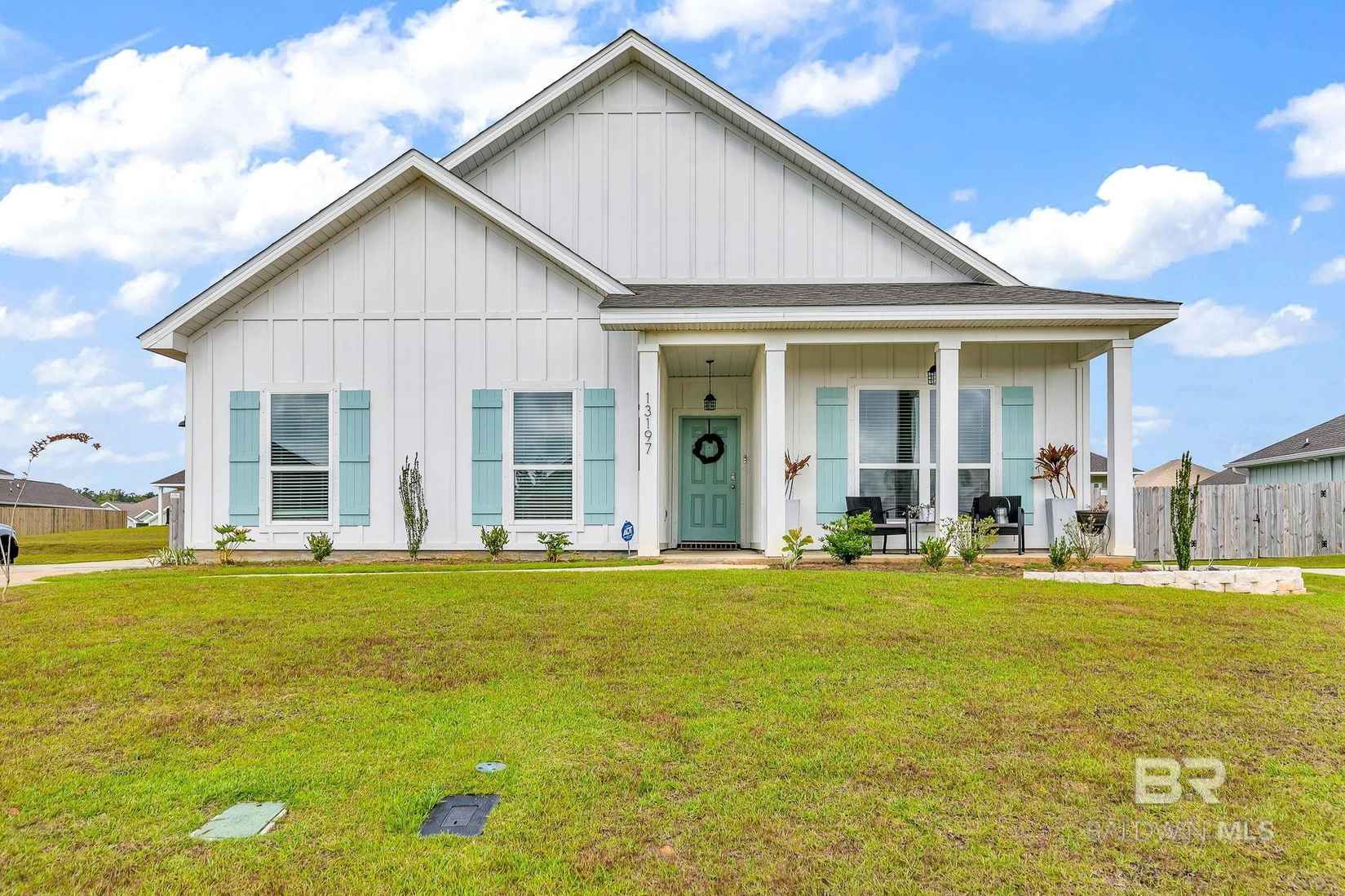 13197 Cavalier Dr  