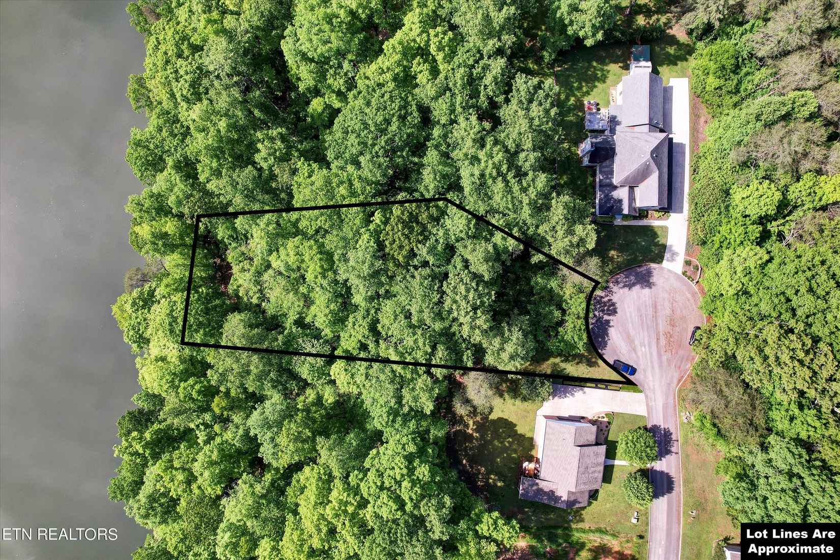 131 Lakeview Dr  
