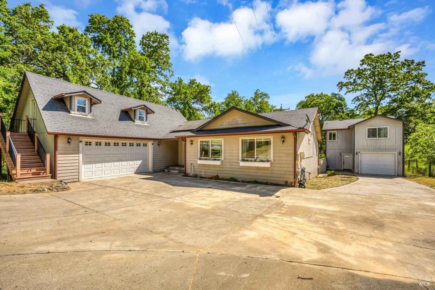 2720 Hartley St  