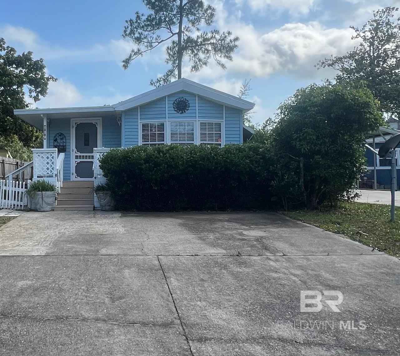 551 Escambia Loop  