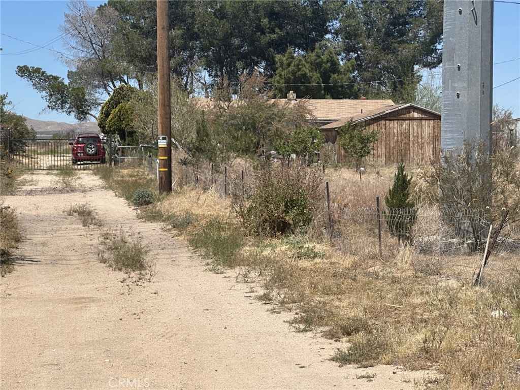 20556 US Hwy 395  