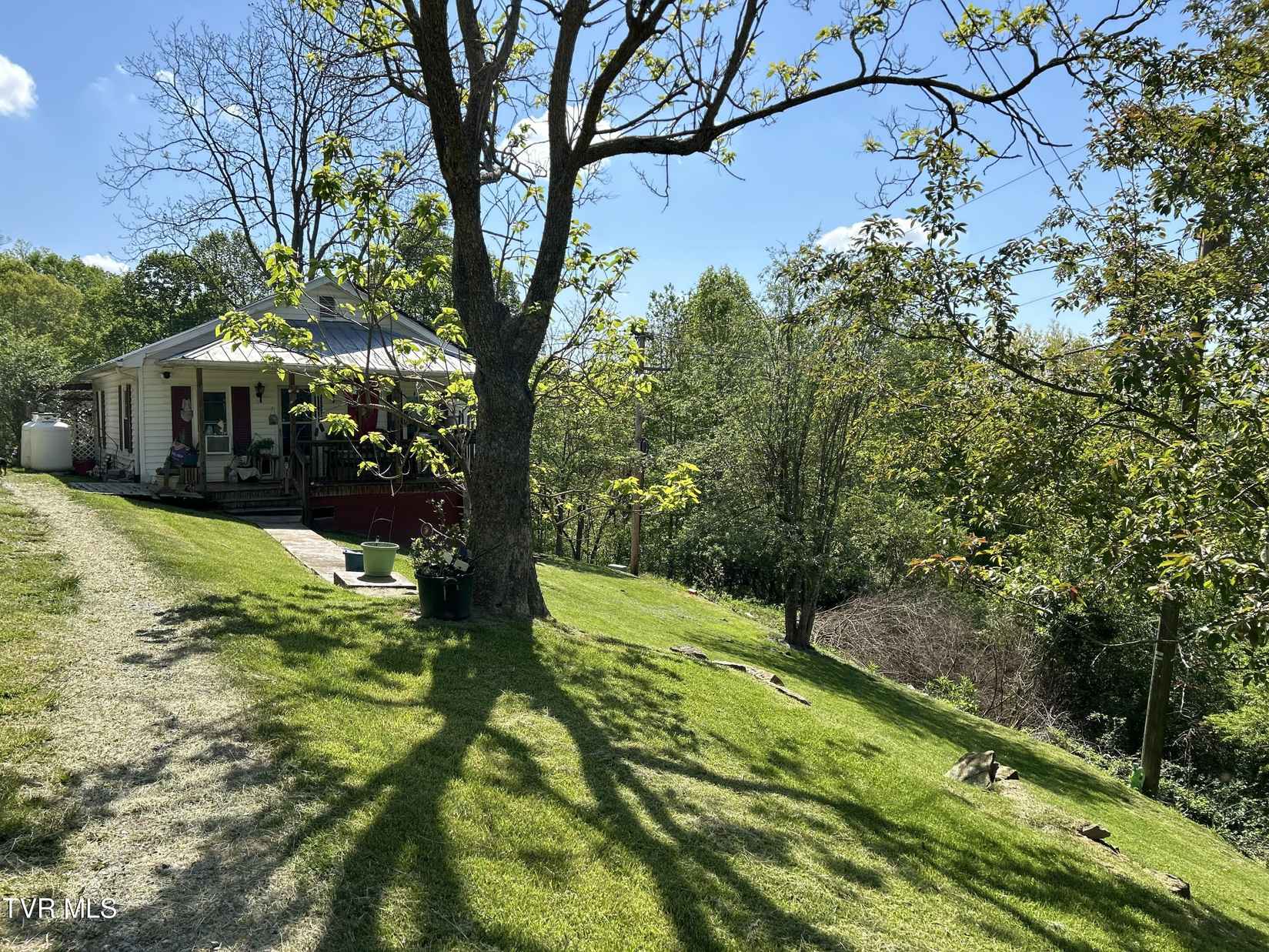 4114 The Lk Rd  