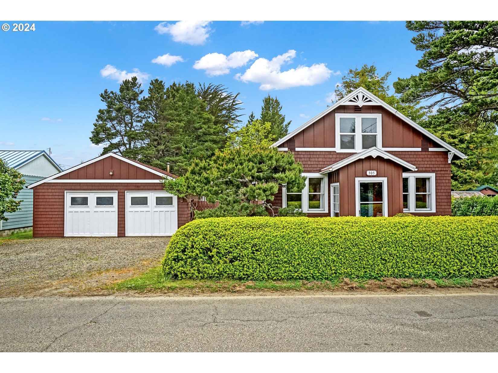 305 SE 35TH ST  