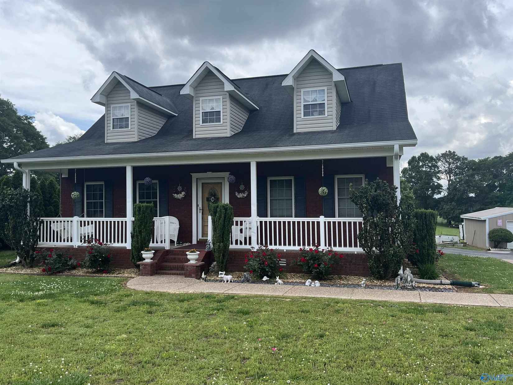 581 Weatherly Ave  
