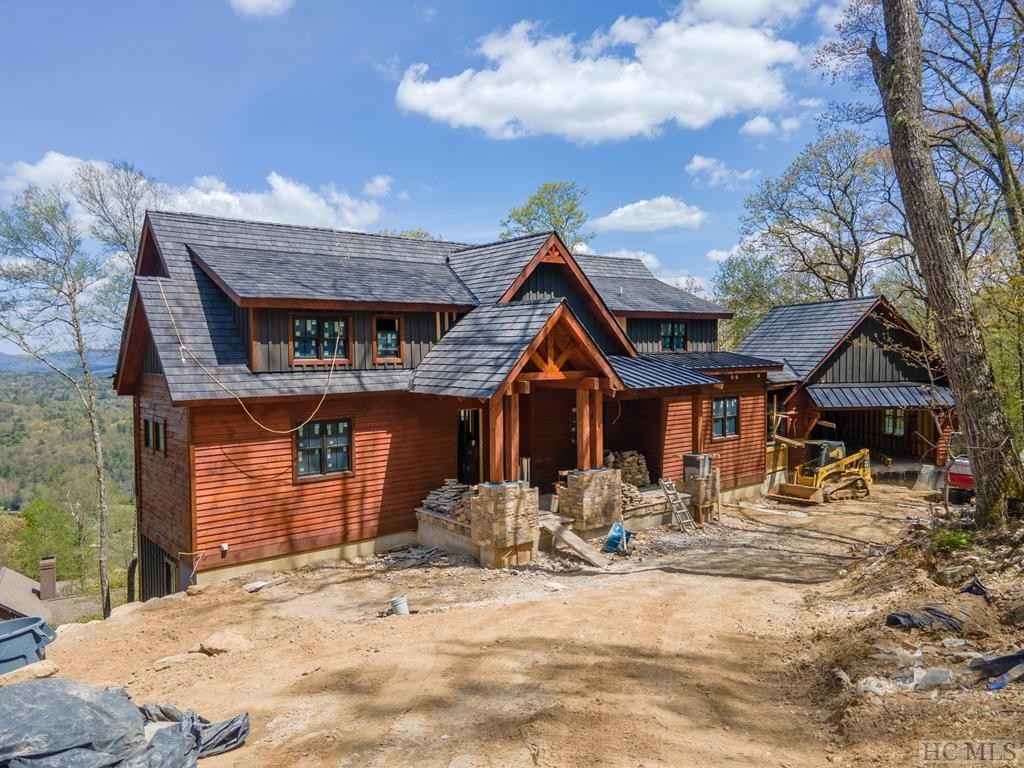 523 Broadview Dr  