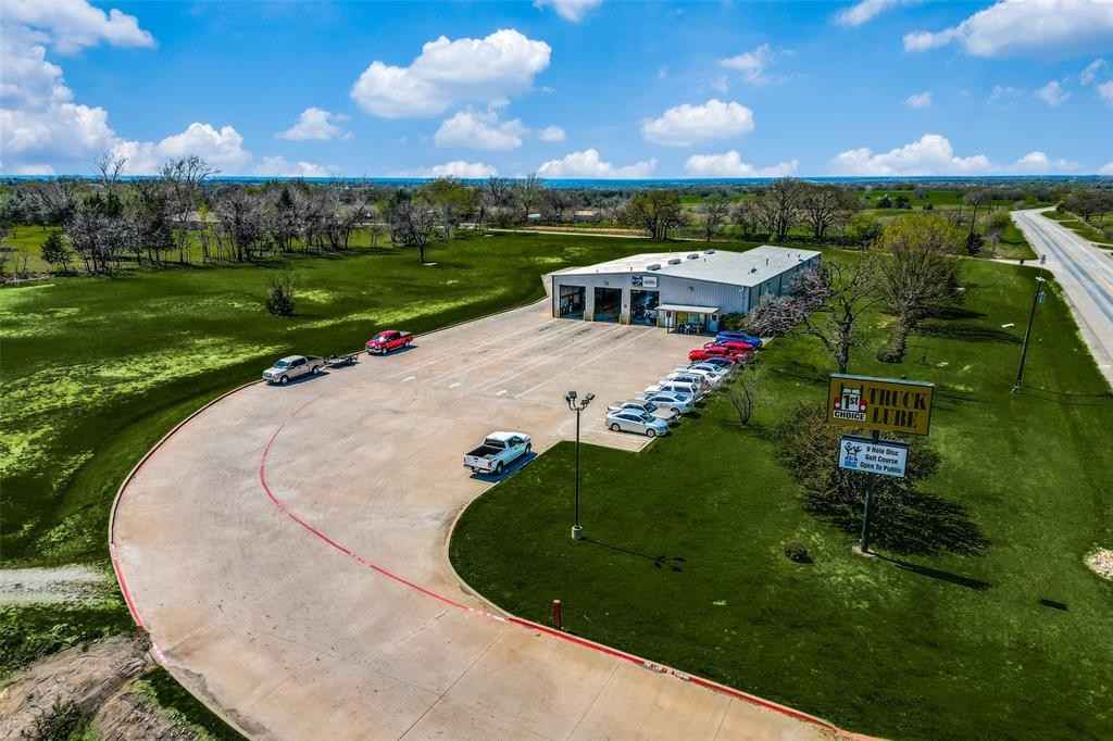 1300 W FM 1810  