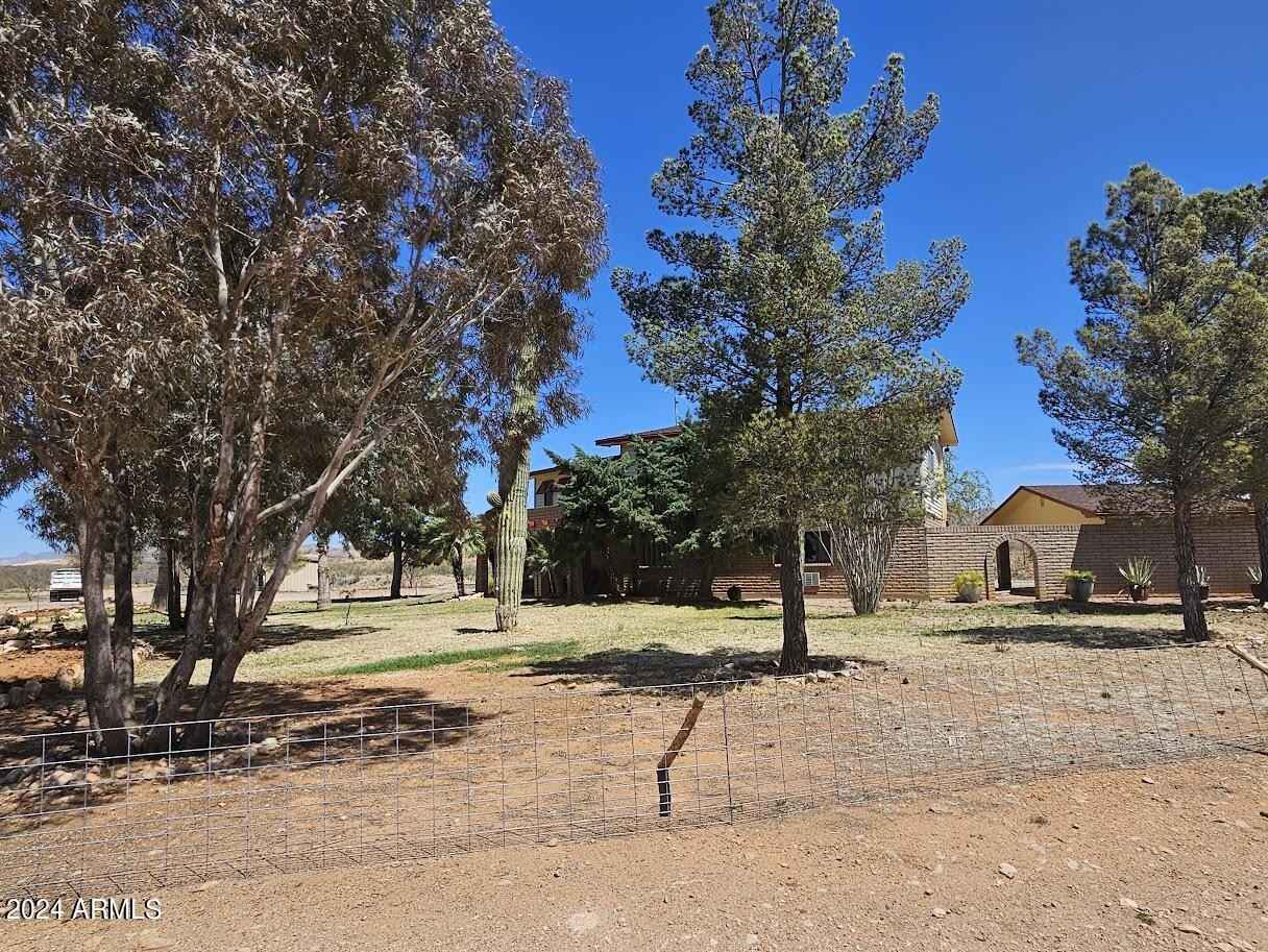 1855 E Dry Br Rd  