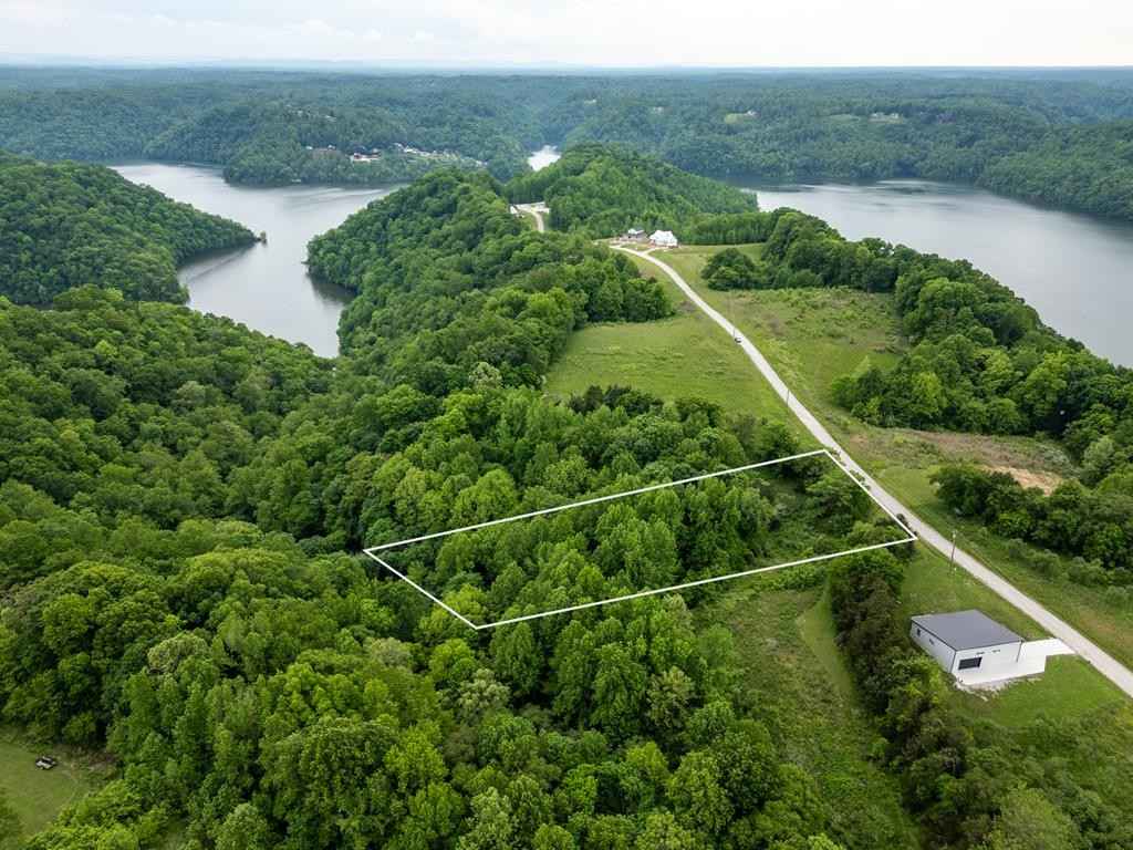 Lot 32 Lake Blf Rd  