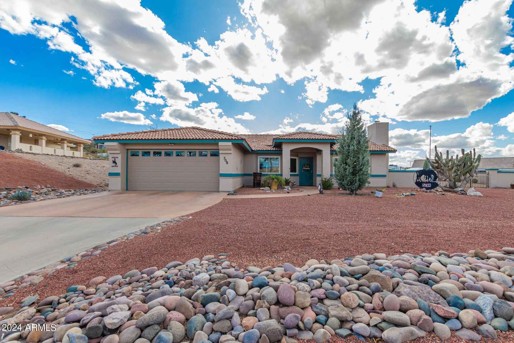 508 N SIERRA Vis Dr  