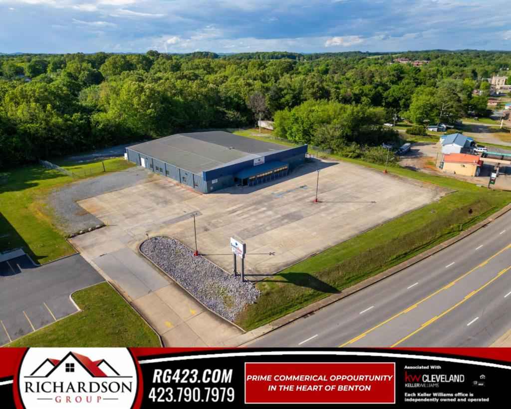 6071 Hwy 411  