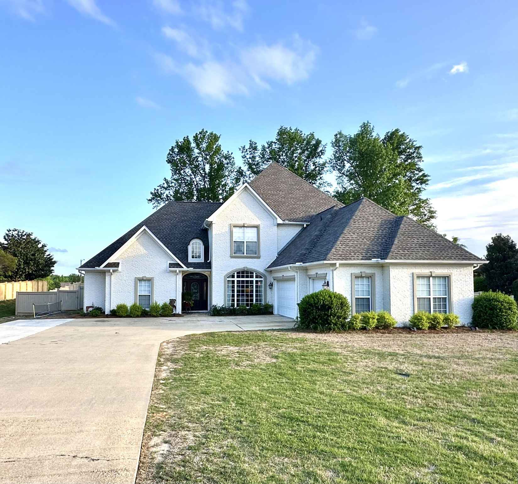 829 Indian Oaks Dr  
