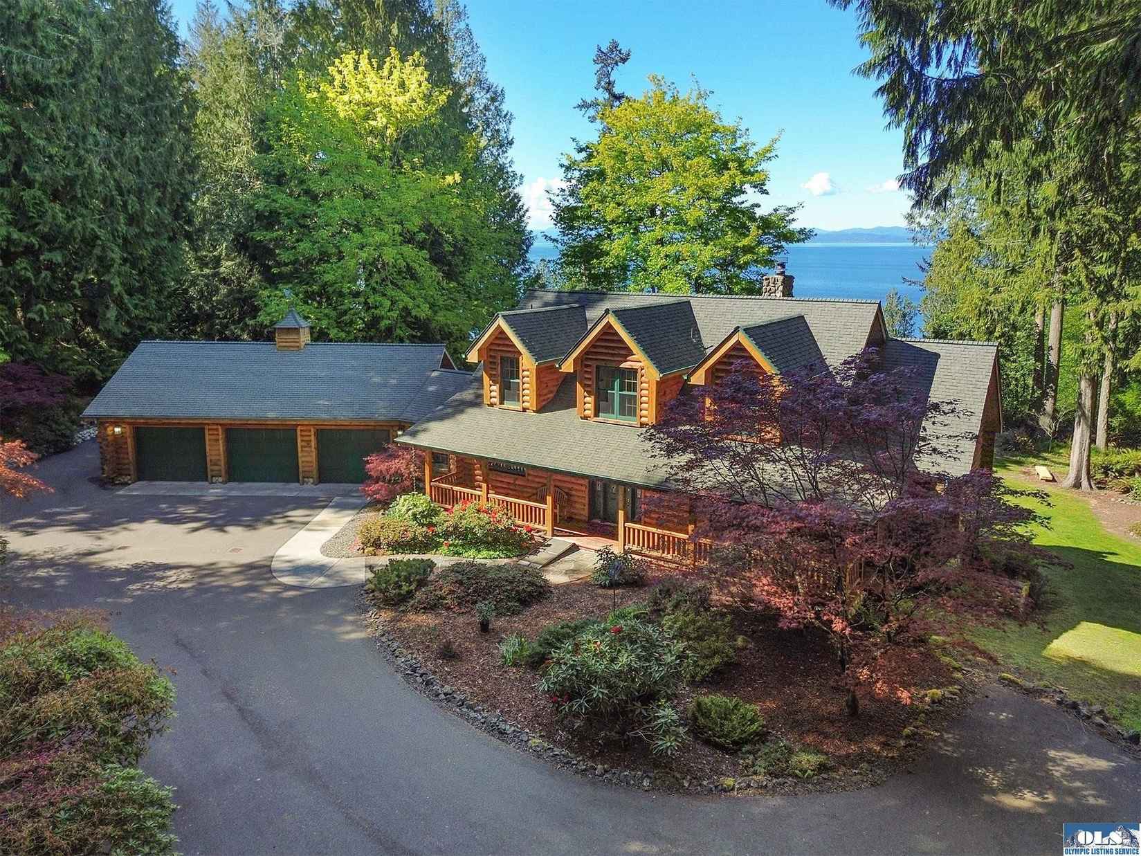 1064 Freshwater Park  