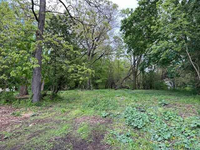 N1076 VINNIE HA HA Rd  