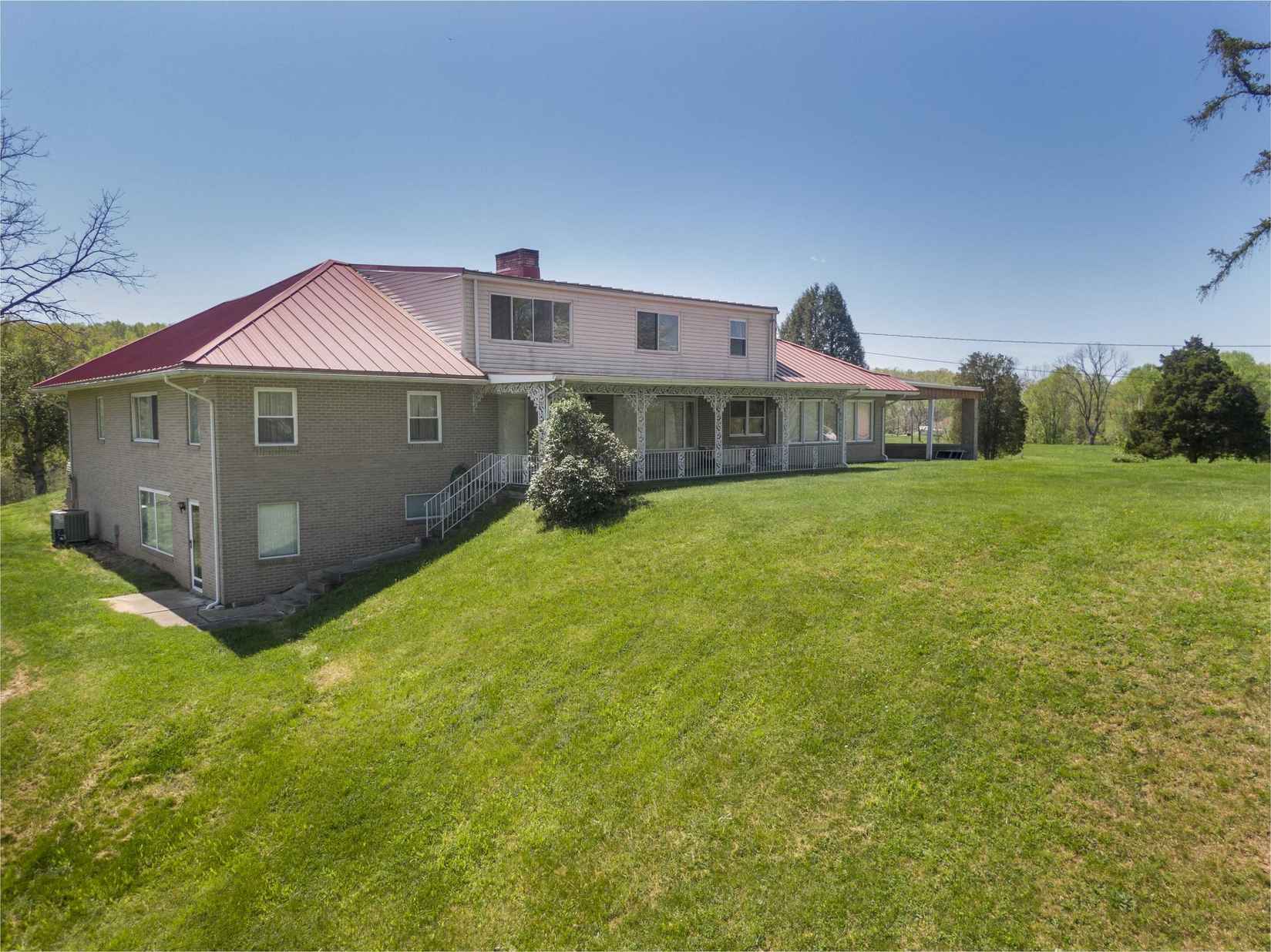 212 Adkins Finley Ln  