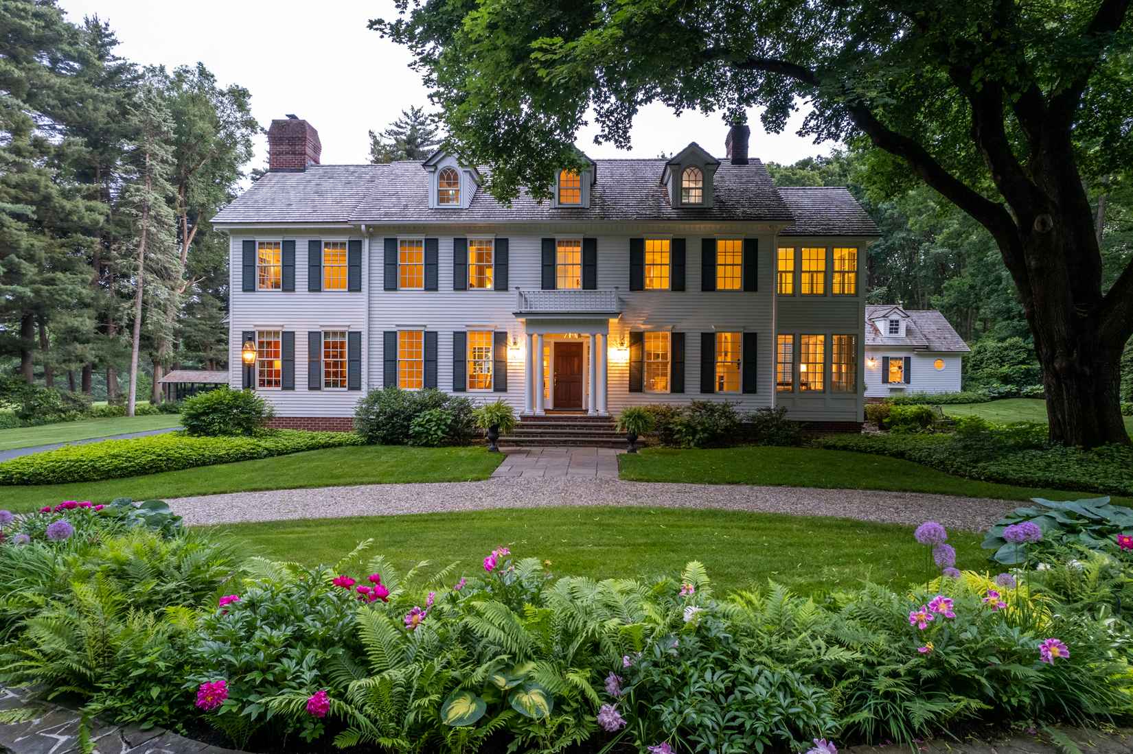 2 Douglas Ln  
