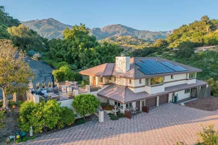 702 E Calle Laureles  