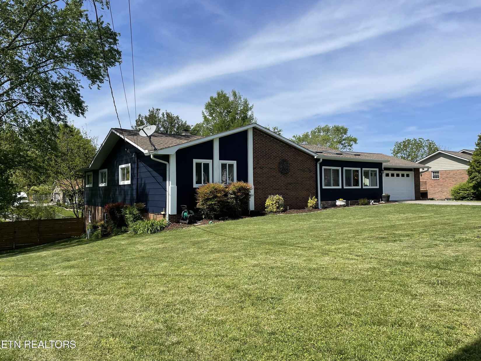 609 Geno Cir  
