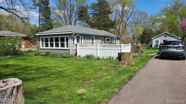 8735 RAWSONVILLE Rd  
