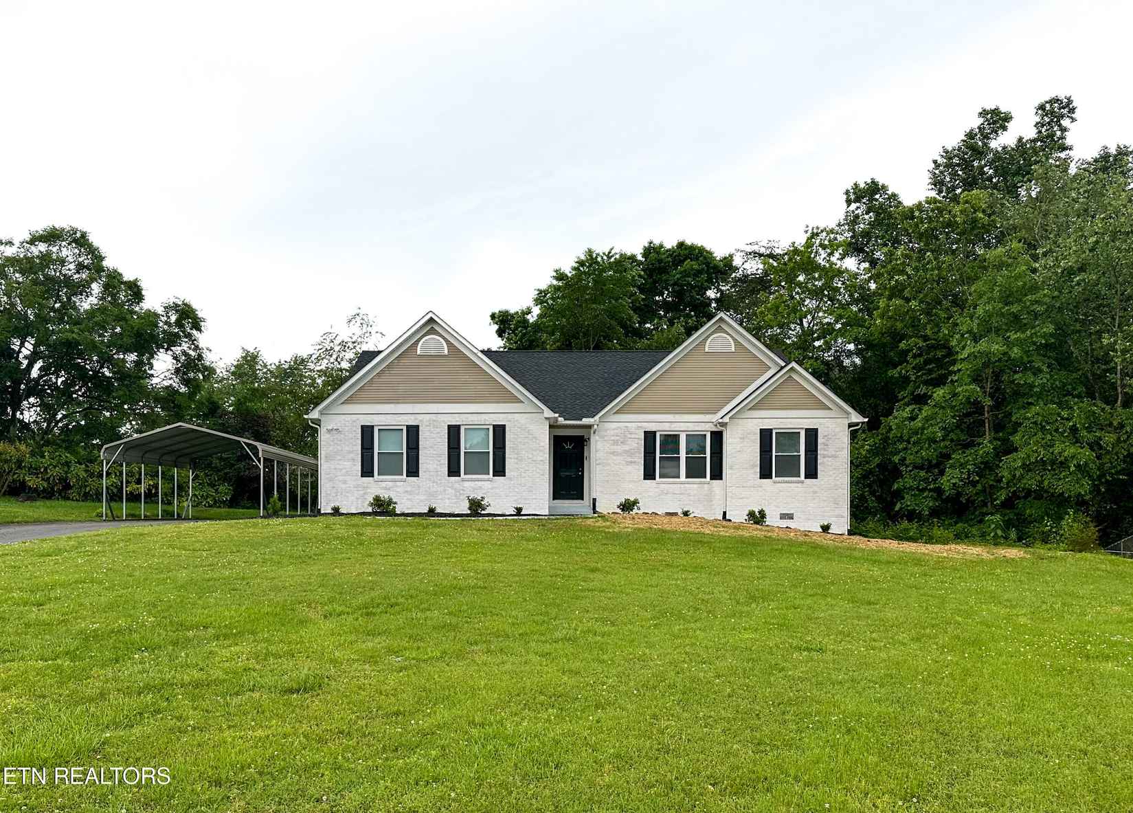 917 Sugarwood Dr  