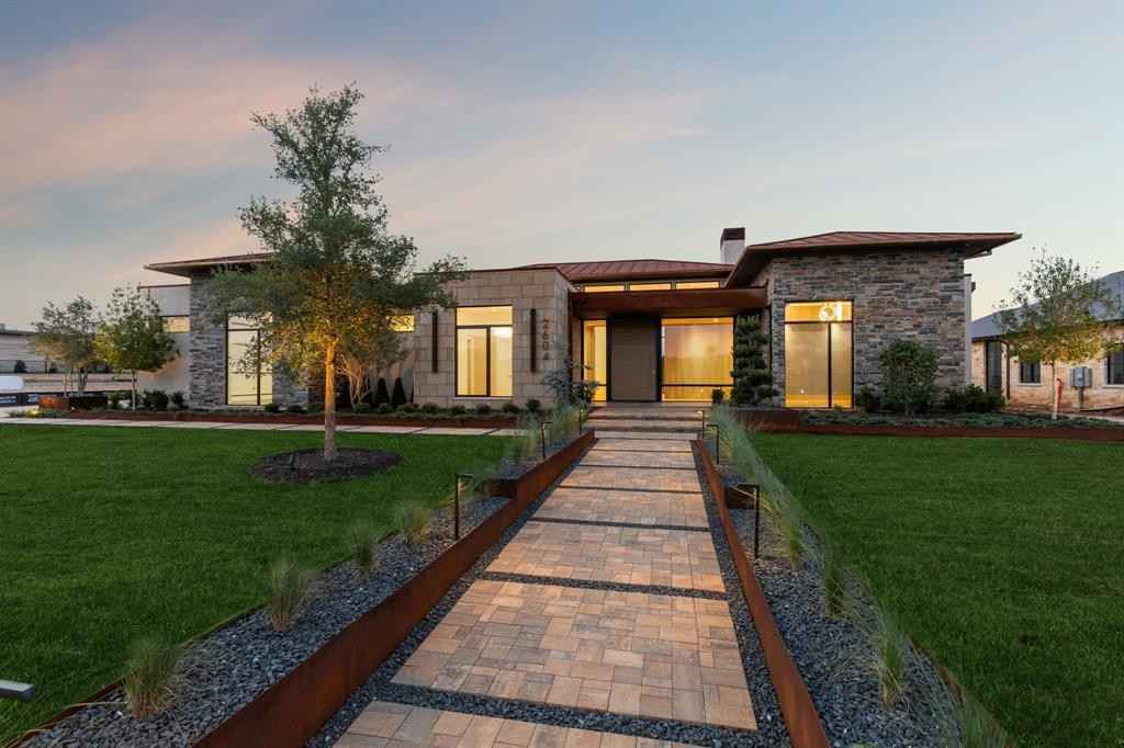 2604 Magnolia Cir  