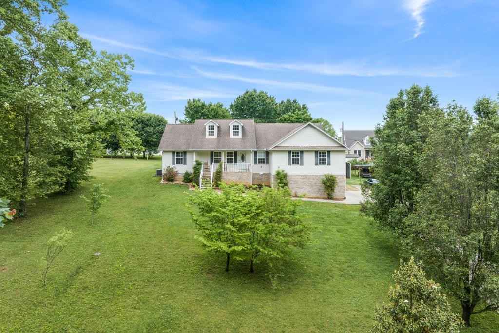 210 E Howard Rd  