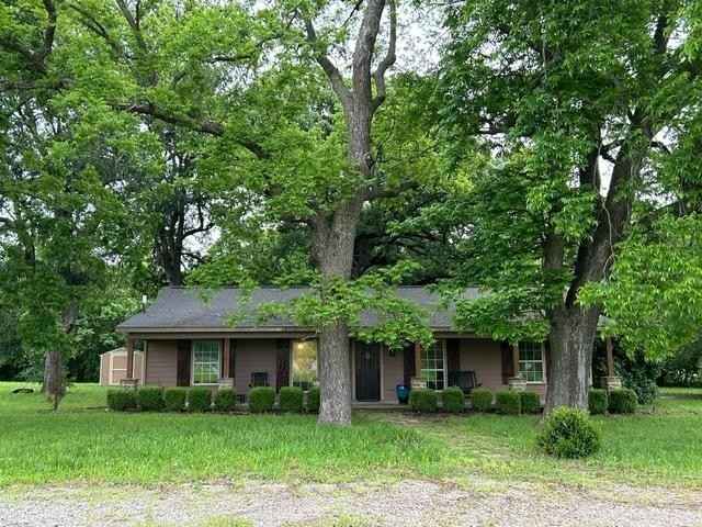 6078 EAST LINE Rd  