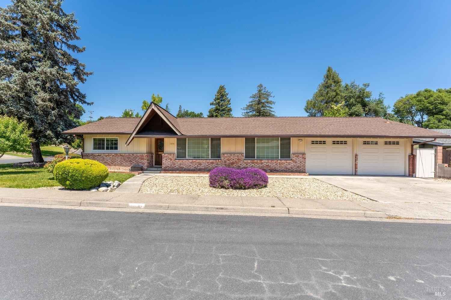 1020 Maple Ave  