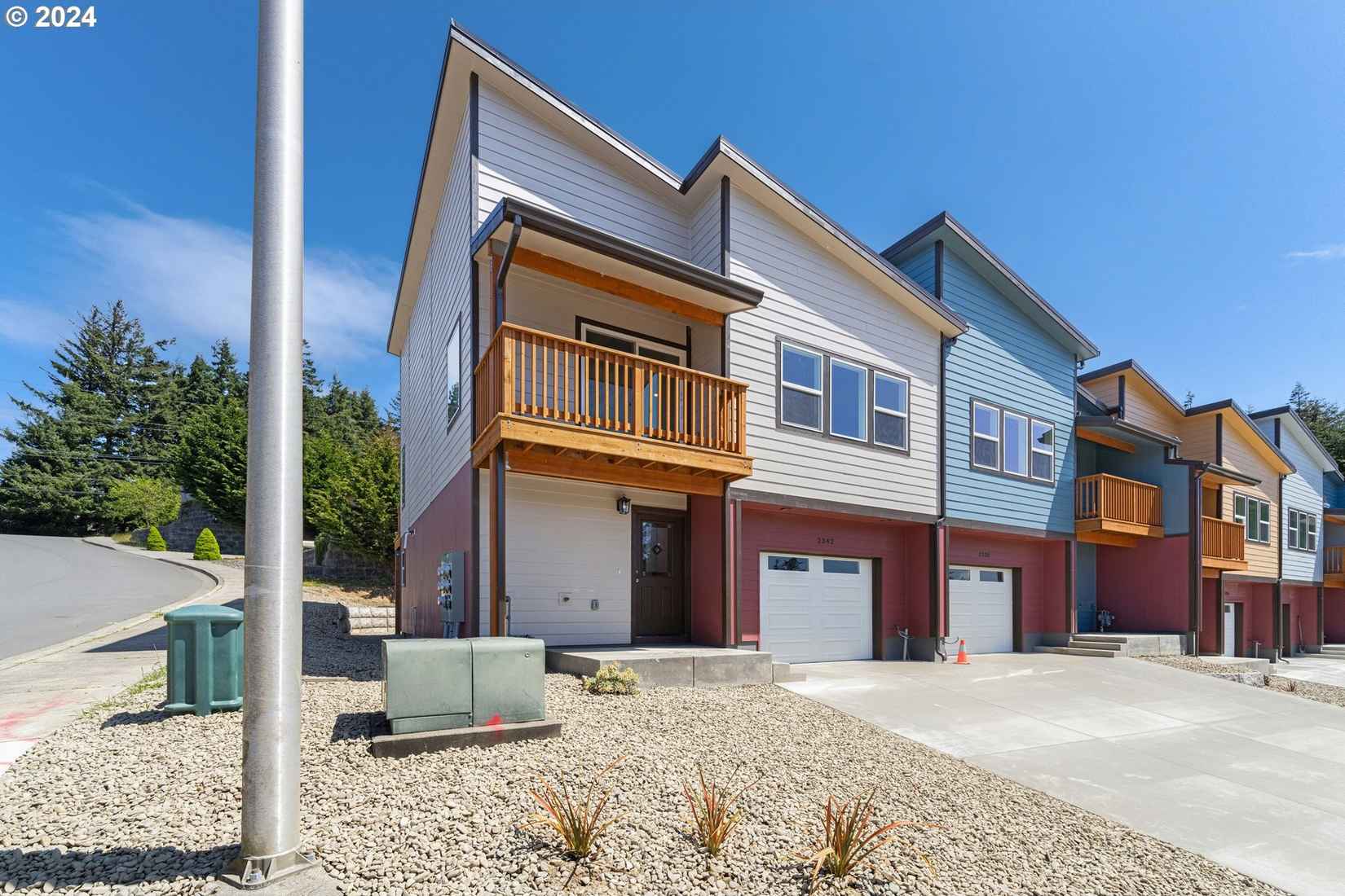 2342 Brooklyn Dr  