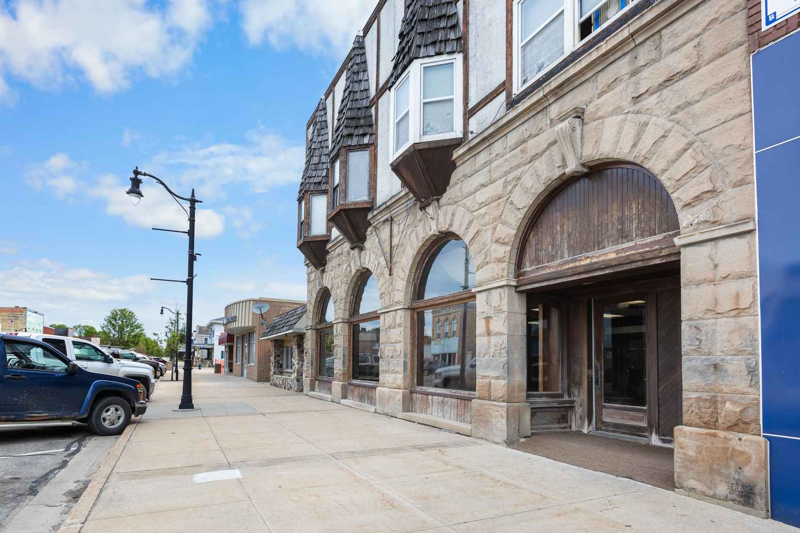 130 N Main St St  