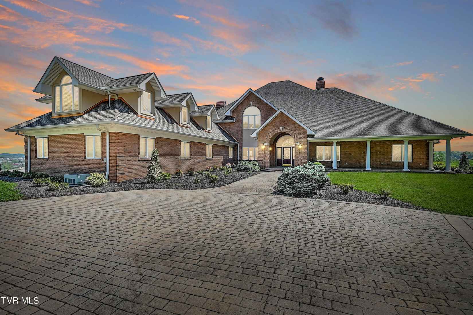 1573 Rdg Rd  