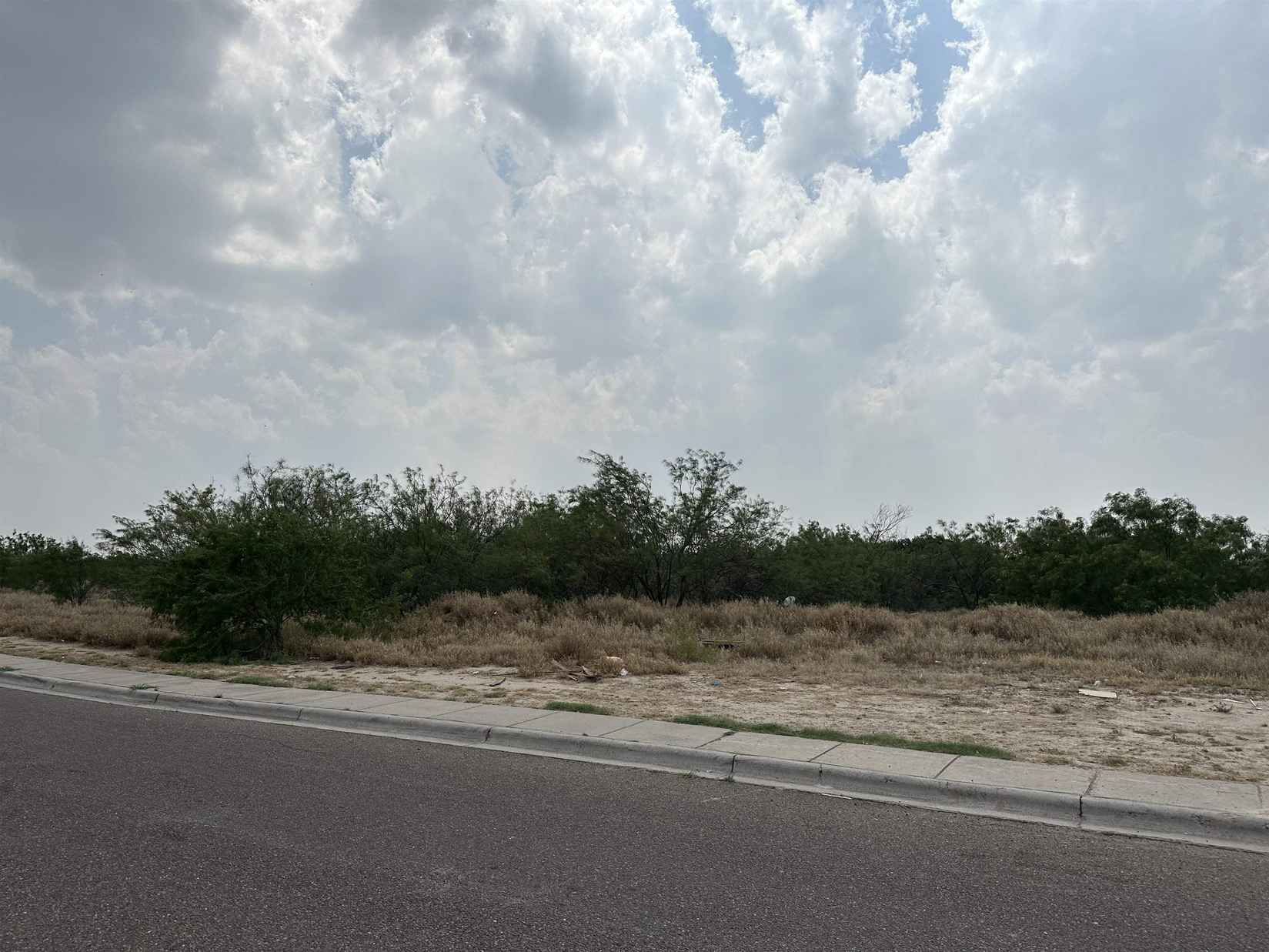 401 Lope De Vega Dr  