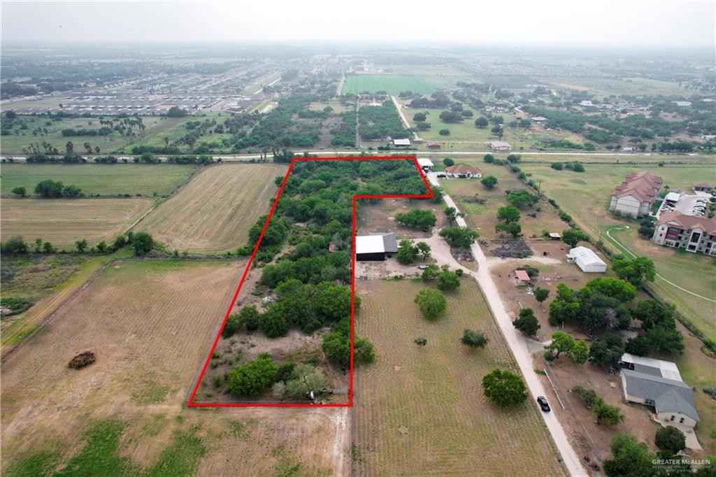 1015 N Shary Rd  