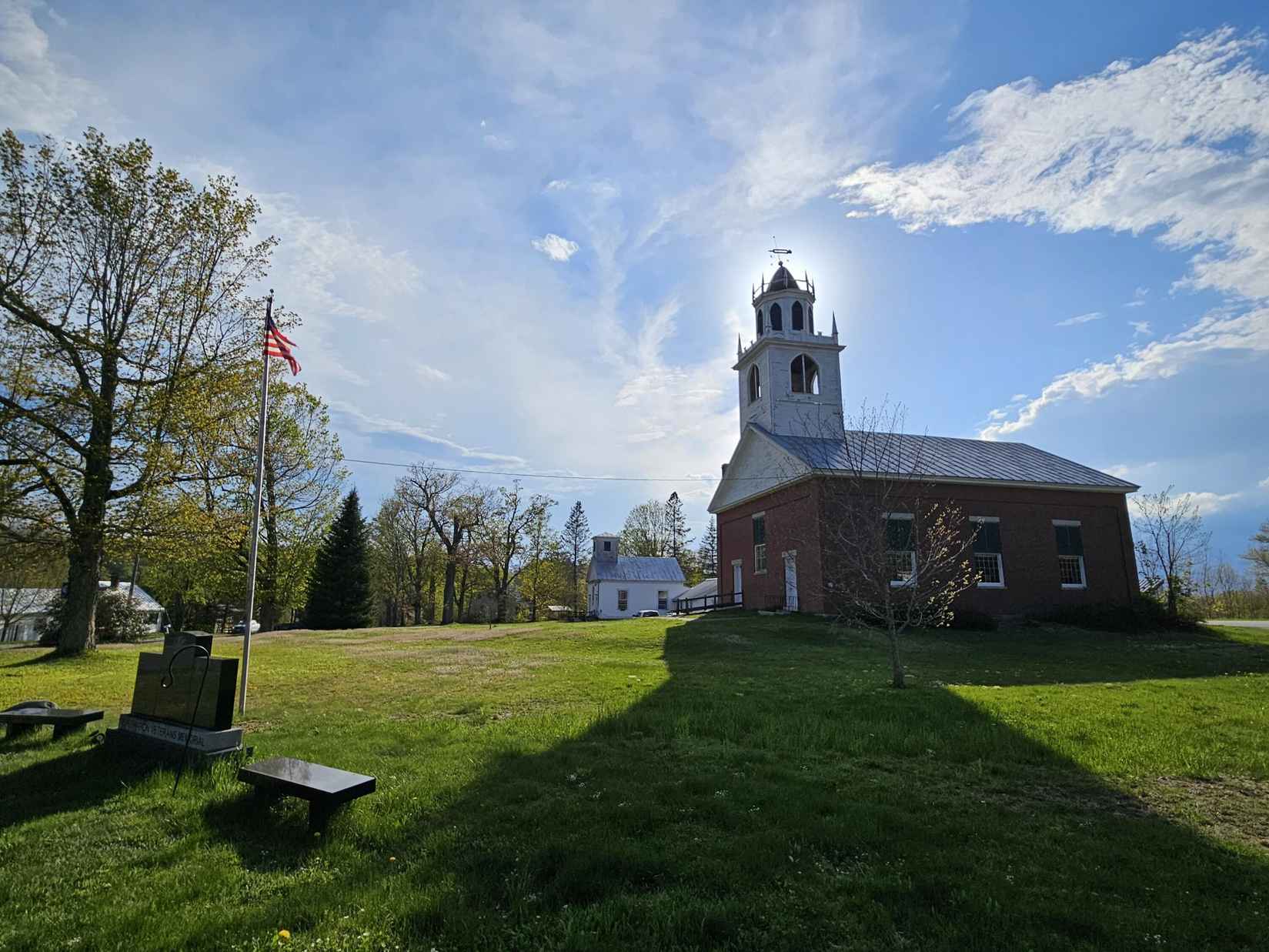 21 25 Cape Cod Hl Rd  