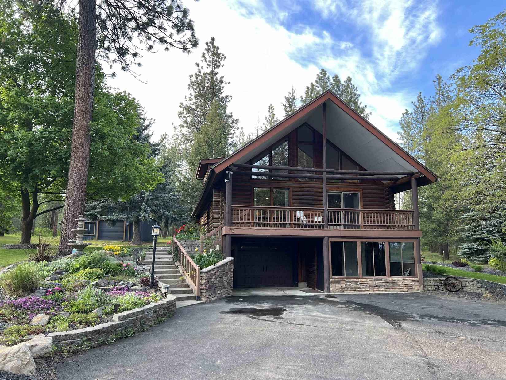 2906 W Woolard  