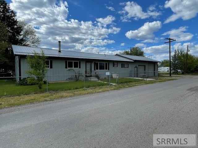 105 Bch St  