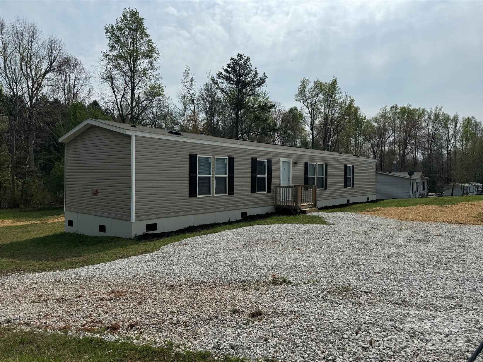 537 Jm Lovelace Rd  