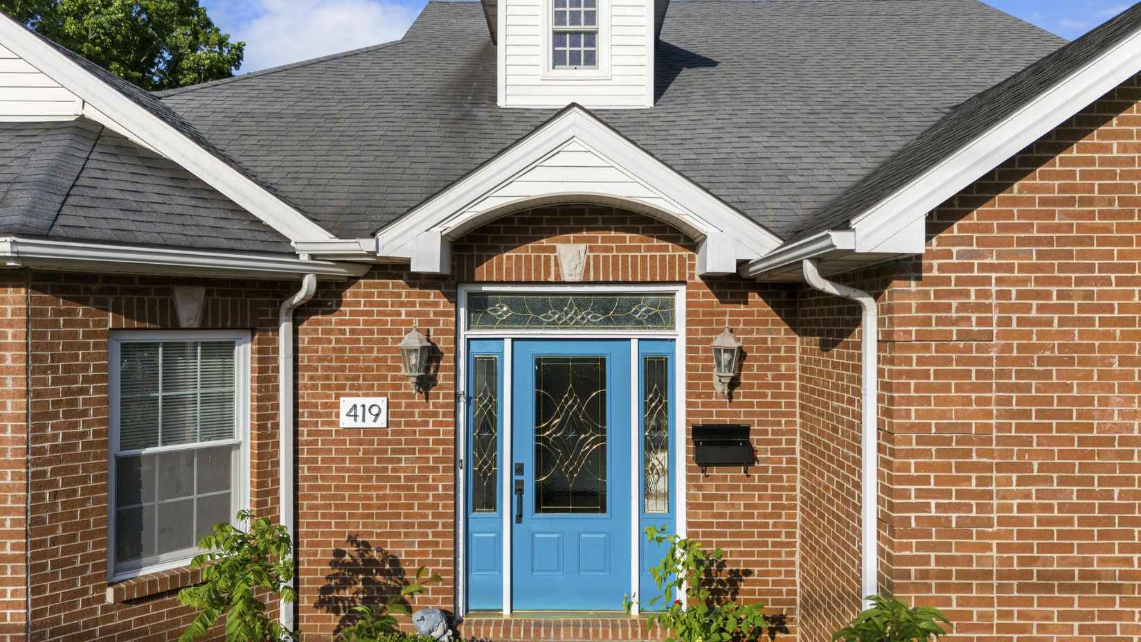 419 North Maysville St  