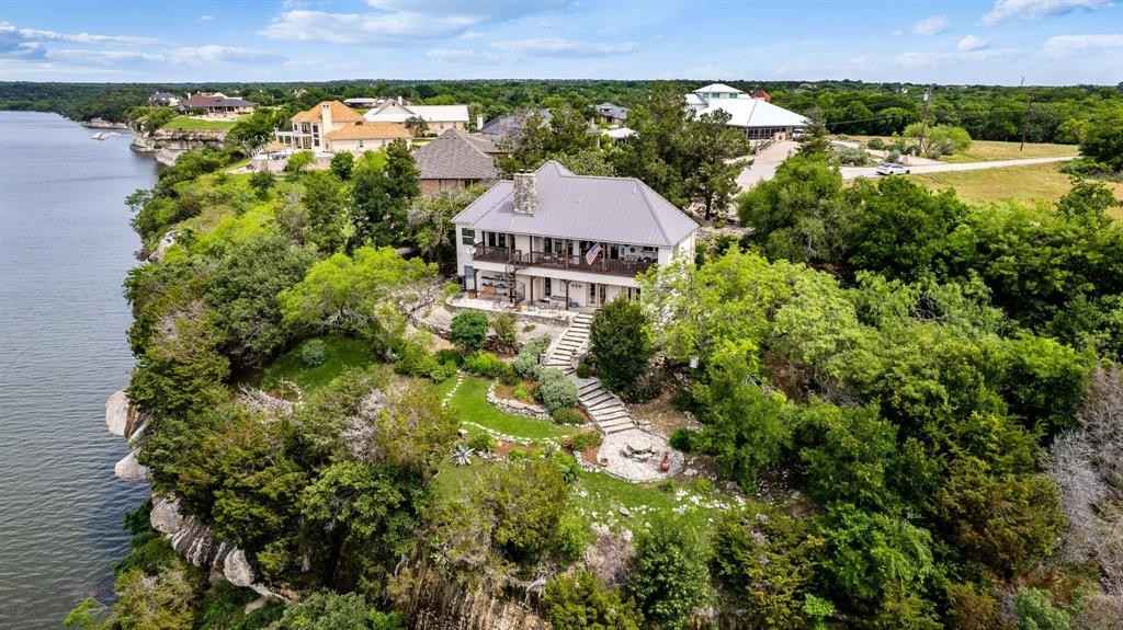 10069 Lakeview Ct  