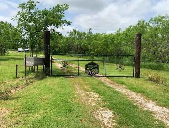 7442 County Road 136c Rd  