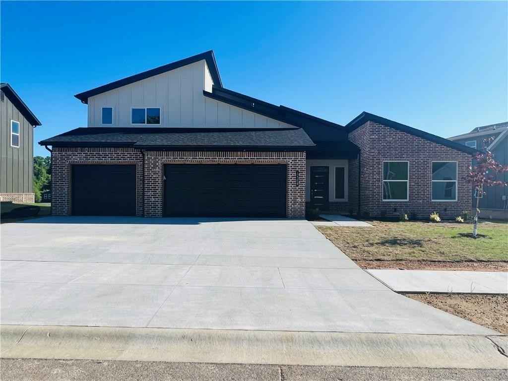 1308 Bunker DR  