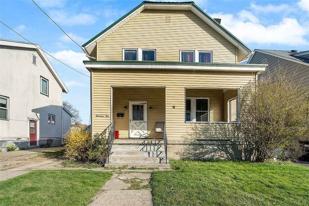 1310 McMinn St  