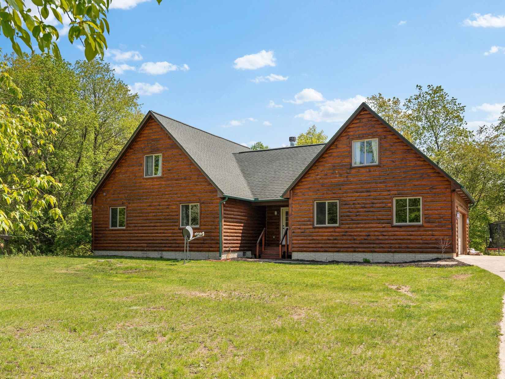 4453 Deer Track Trl Trl  