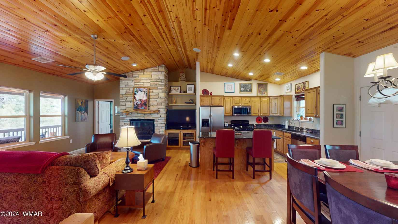 1160 E Cedar Ridge Run  