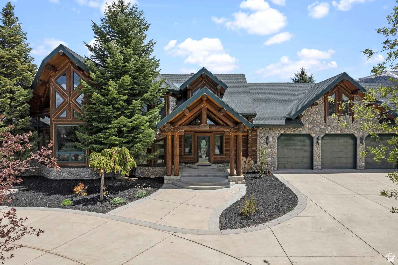 5650 N FRANSON  