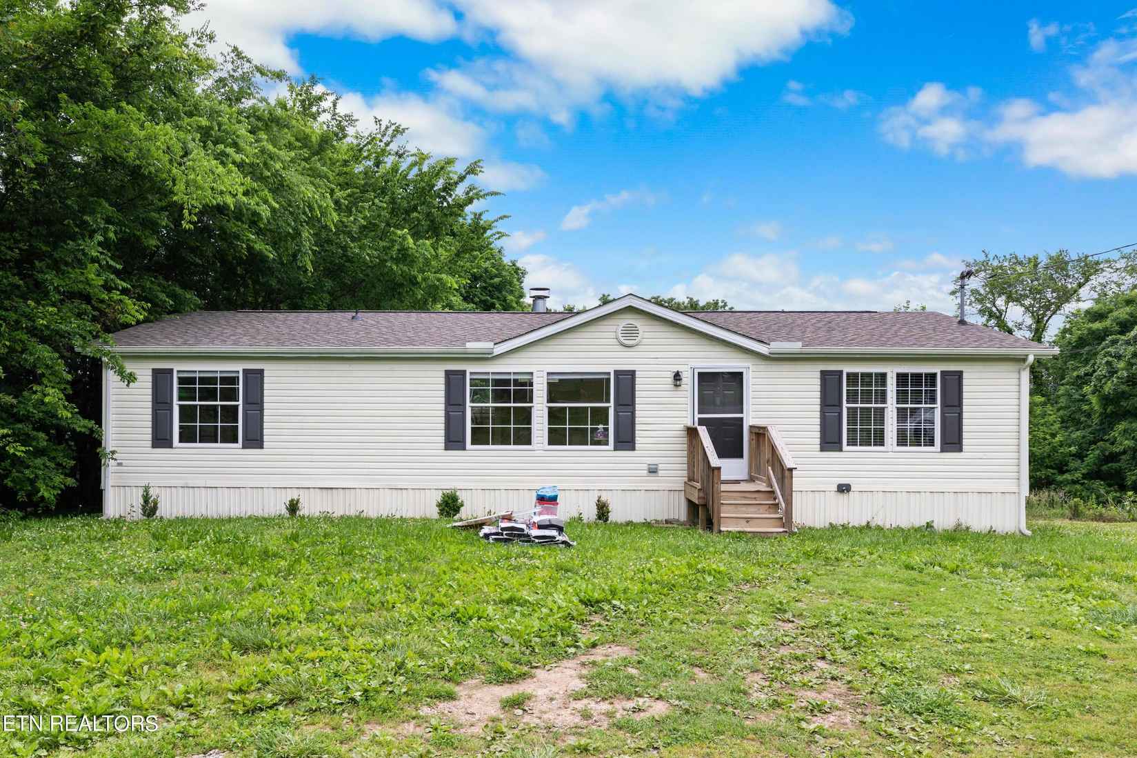 10721 Dogwood Rd  
