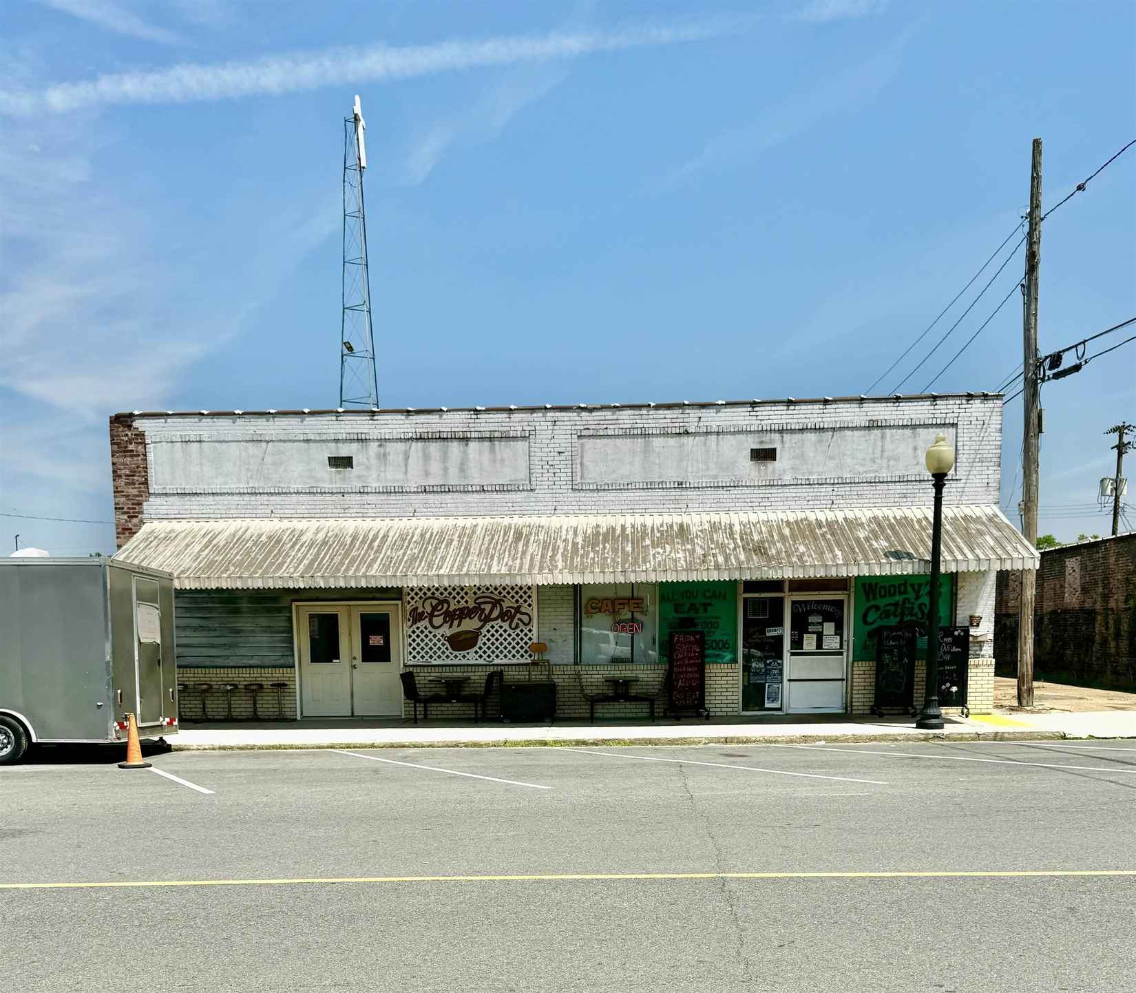 611 N Broadway  