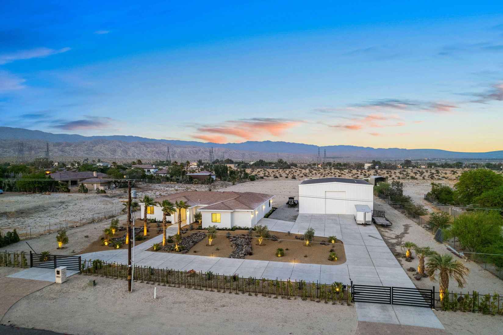 30552 Desert Moon Dr  